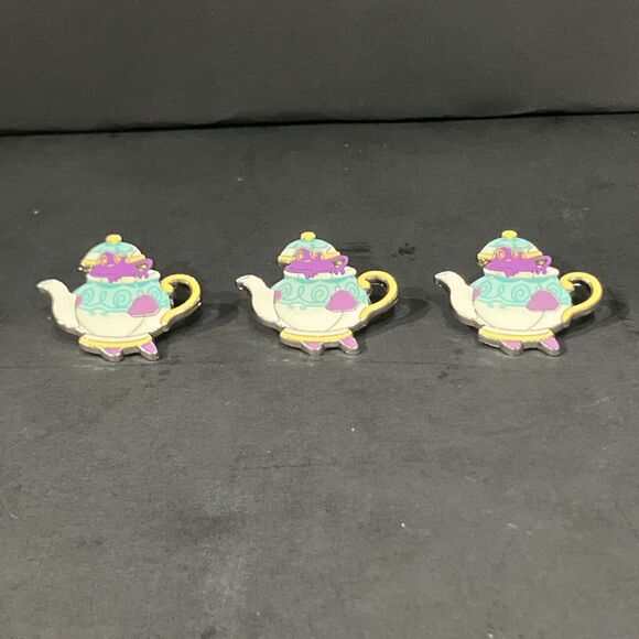 Polteageist Pin 2020 Official Pokemon TCG, Shining Fates Mad‎ Party Box Set of 3 - Picture 1 of 4